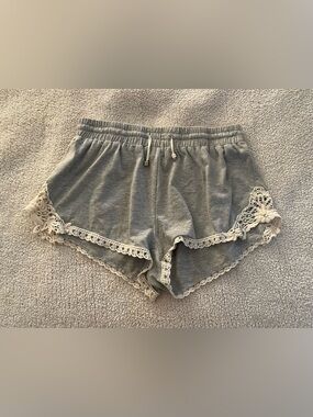Lookbook Store Gray Lace-Trim Women's Shorts Size Small